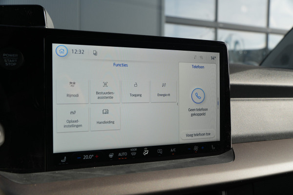 Ford E-Transit Courier Trend 46 kWh 136pk - Stoel/Stuurverwarming - Vloerplaat - Camera - Cruise - Carplay/Android - Rijklaar