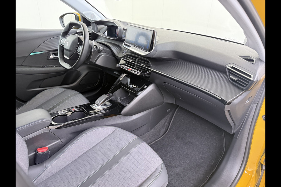 Peugeot 208 5Drs 101PK Automaat GT Pack 3D-Navi 360°Camera Stoelverwarming Apple Carplay Android Auto Ecc Pdc Privacy Glas Lmv Led Isofix DAB Bluetooth Keyless