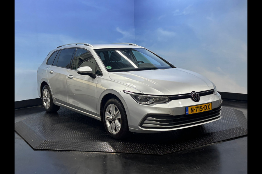 Volkswagen Golf Variant 1.0 eTSI Life Business Clima | Camera | Cruise