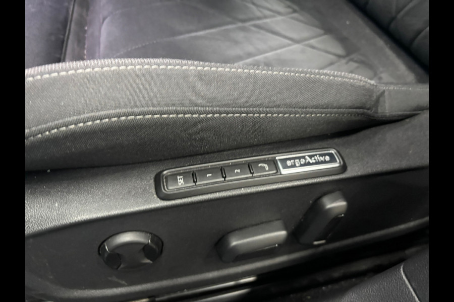 Volkswagen Golf Variant 1.0 eTSI Life Business Clima | Camera | Cruise