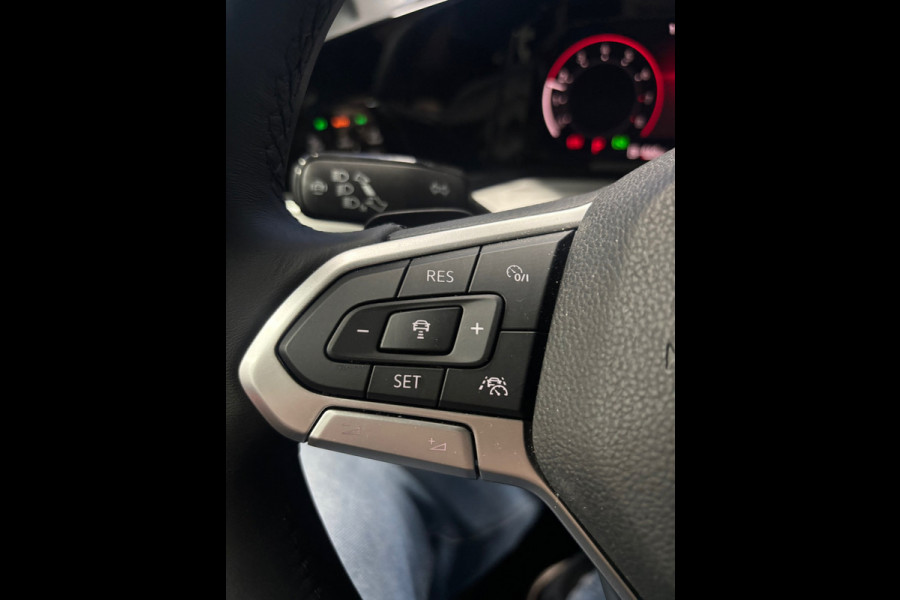 Volkswagen Golf Variant 1.0 eTSI Life Business Clima | Camera | Cruise