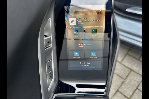 BMW i7 EDrive50 106 kWh | Brooklyn Grau | Driving Assistant Professional | Iconic Glow | 22INCH | Bowers & Wilkins | HuD | Veganza