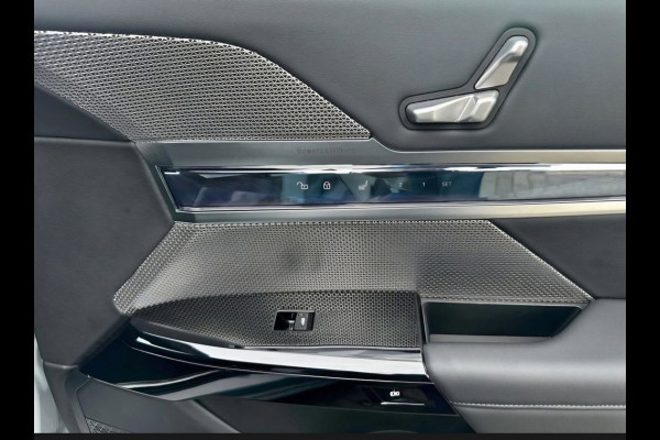 BMW i7 EDrive50 106 kWh | Brooklyn Grau | Driving Assistant Professional | Iconic Glow | 22INCH | Bowers & Wilkins | HuD | Veganza