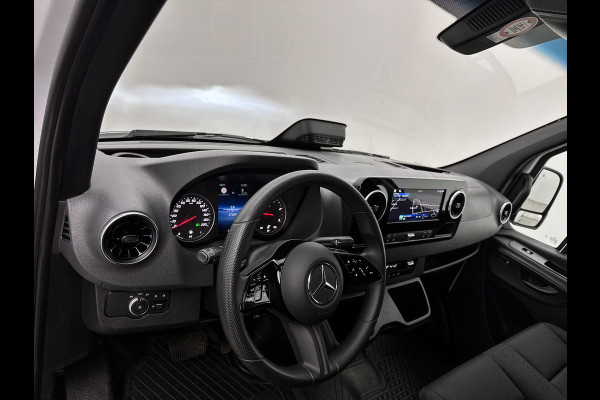 Mercedes-Benz Sprinter 317 CDI L2H2 RWD Automaat Led Camera Betimmering Luchtgeveerde stoel 24m Certified garantie