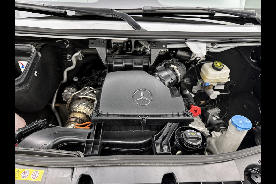 Mercedes-Benz Sprinter 317 CDI L2H2 RWD Automaat Led Camera Betimmering Luchtgeveerde stoel 24m Certified garantie