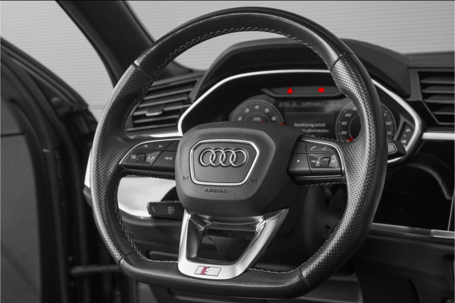 Audi Q3 Sportback 35 TFSI S Edition Pano Camera Keyless 21"