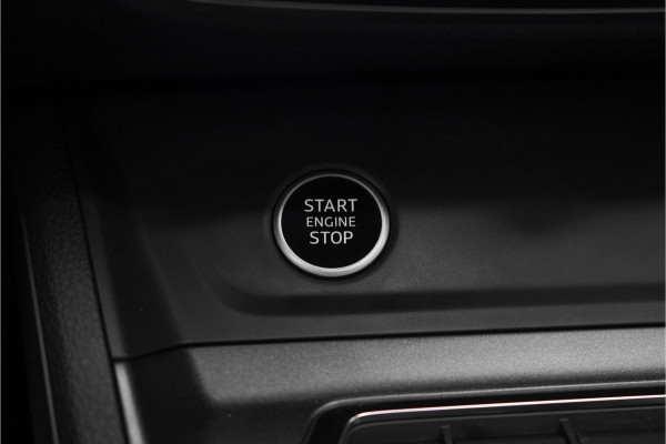 Audi Q3 Sportback 35 TFSI S Edition Pano Camera Keyless 21"