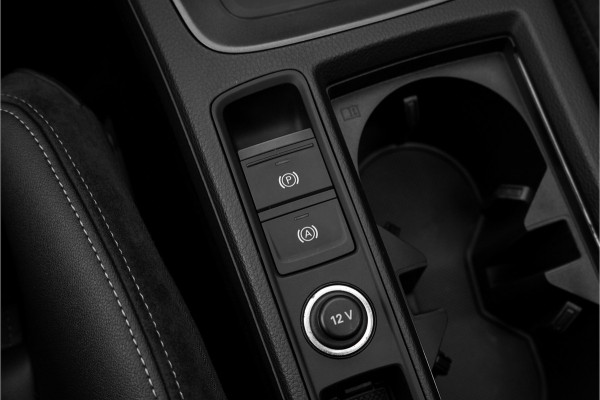 Audi Q3 Sportback 35 TFSI S Edition Pano Camera Keyless 21"