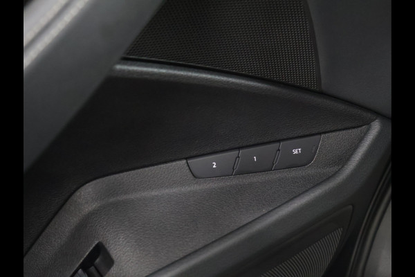 Audi e-tron 55 quattro Business edition Plus 95 kWh [SCHUIFKANTELDAK, APPLE CARPLAY, ANDROID,  ADAPTIVE CRUISE CONTROL, STOELVERWARMING, MEMORY SEATS, DIGITAL DASH, PDC V+A, LEDER, ELEKTRISCHE ACHTERKLEP, NAVIGATIE, CLIMATE CONTROL, NIEUWSTAAT