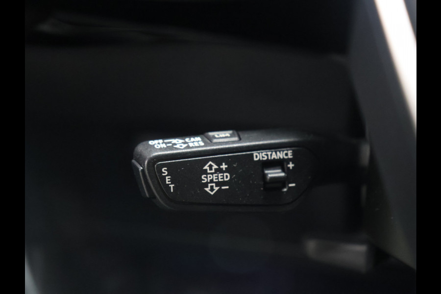 Audi e-tron 55 quattro Business edition Plus 95 kWh [SCHUIFKANTELDAK, APPLE CARPLAY, ANDROID,  ADAPTIVE CRUISE CONTROL, STOELVERWARMING, MEMORY SEATS, DIGITAL DASH, PDC V+A, LEDER, ELEKTRISCHE ACHTERKLEP, NAVIGATIE, CLIMATE CONTROL, NIEUWSTAAT