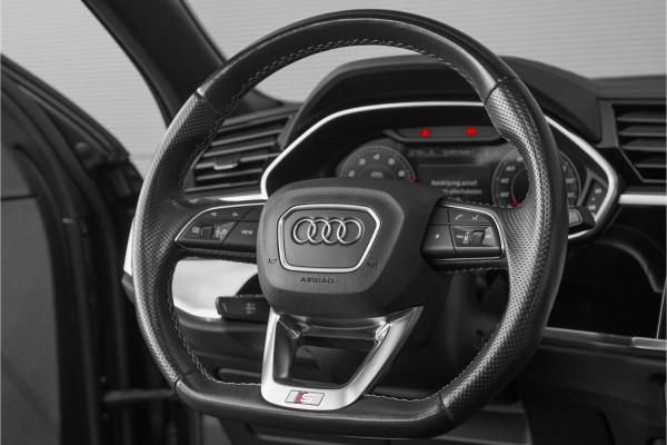 Audi Q3 Sportback 35 TFSI S Edition Pano Camera Keyless 21"