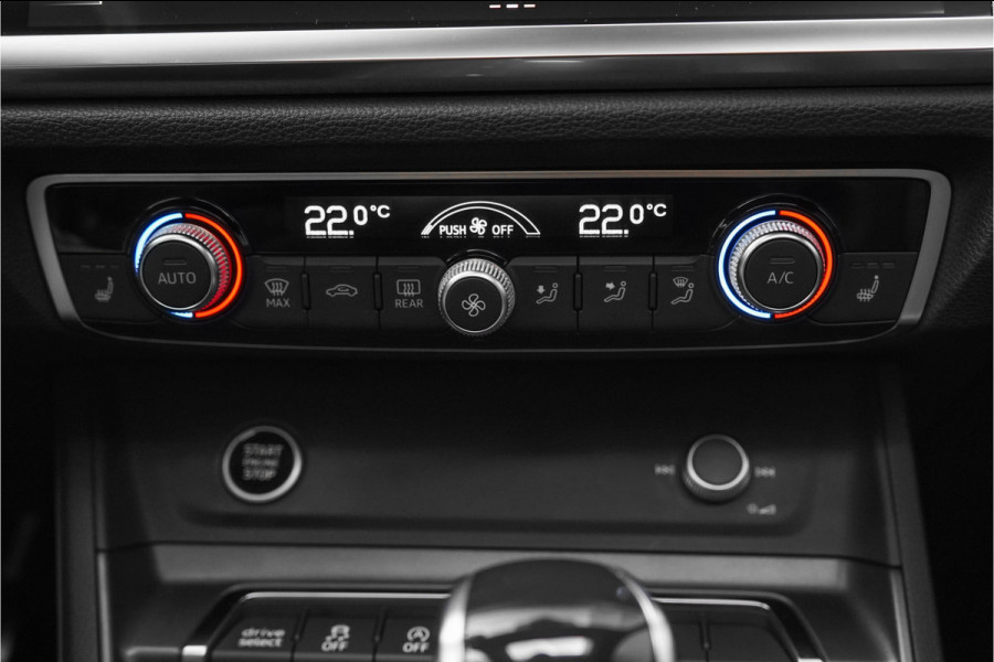 Audi Q3 Sportback 35 TFSI S Edition Pano Camera Keyless 21"