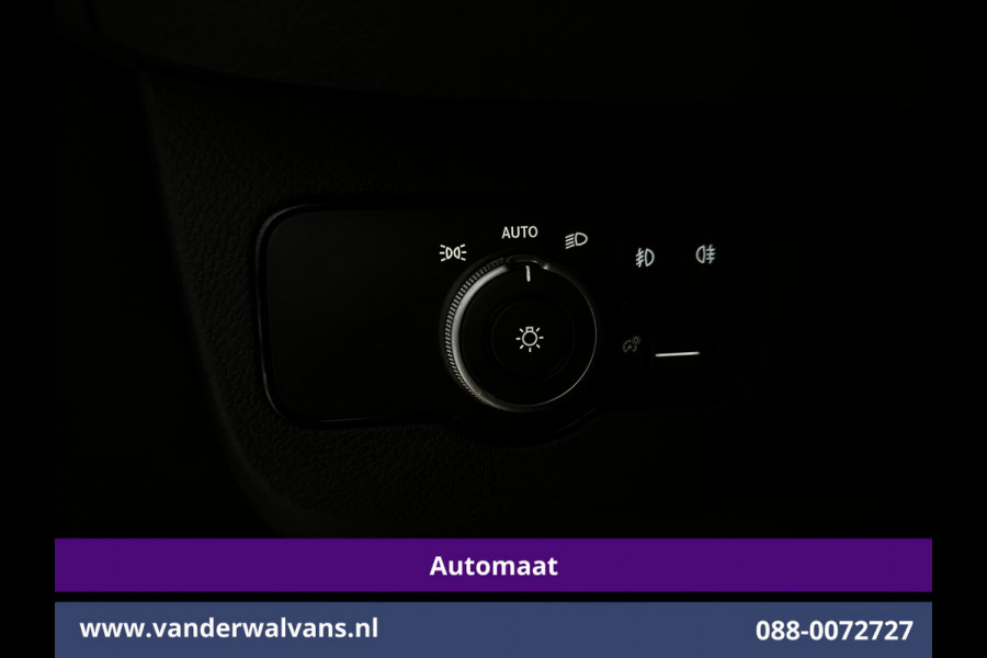 Mercedes-Benz Sprinter 317 CDI 170pk 9G-Tronic Automaat L2H2 Euro6 Airco | Camera | Navigatie | LED | Cruisecontrol Chauffeursstoel, Stoelverwarming, 270 Graden Achterdeuren, Parkeersensoren, Bijrijdersbank, 3500kg Trekvermogen mogelijk!