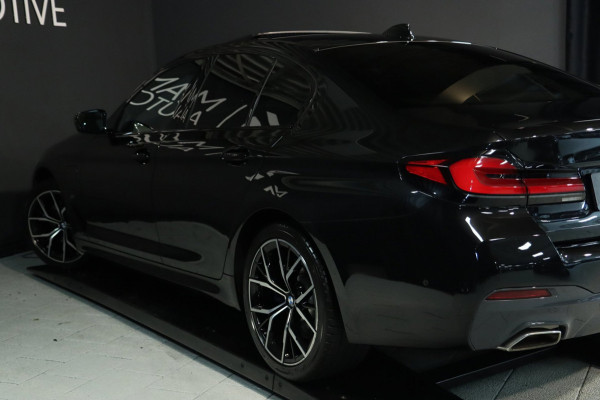 BMW 5 Serie 530e High Executive M Sport / PANO / HK / 360 / MEMORY / LEDER