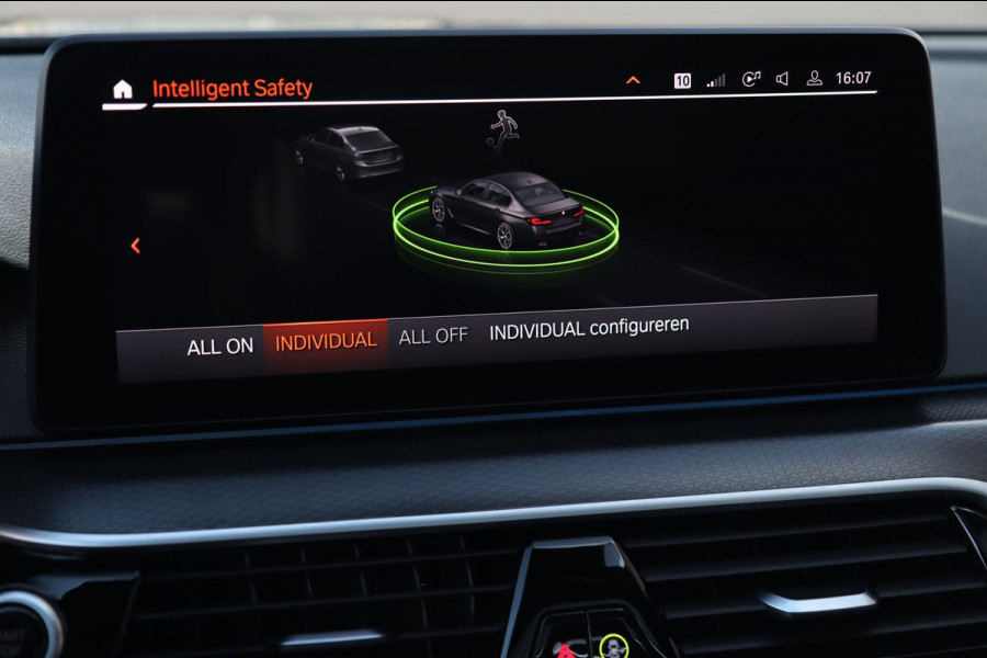 BMW 5 Serie 530e High Executive M Sport / PANO / HK / 360 / MEMORY / LEDER