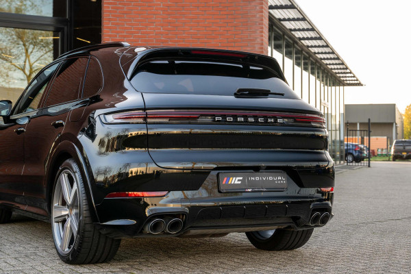 Porsche Cayenne 3.0 E-Hybrid Sport-Design Sportuitlaat Display