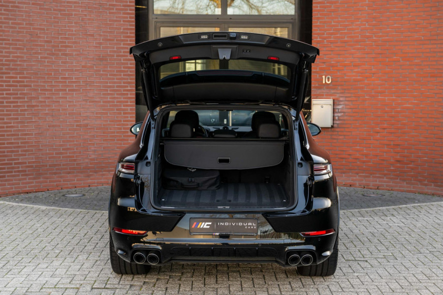 Porsche Cayenne 3.0 E-Hybrid Sport-Design Sportuitlaat Display