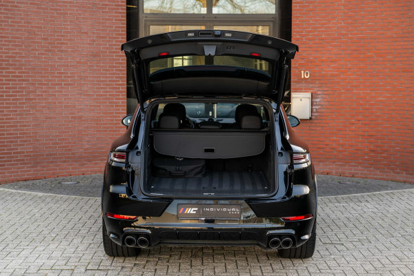 Porsche Cayenne 3.0 E-Hybrid Sport-Design Sportuitlaat Display
