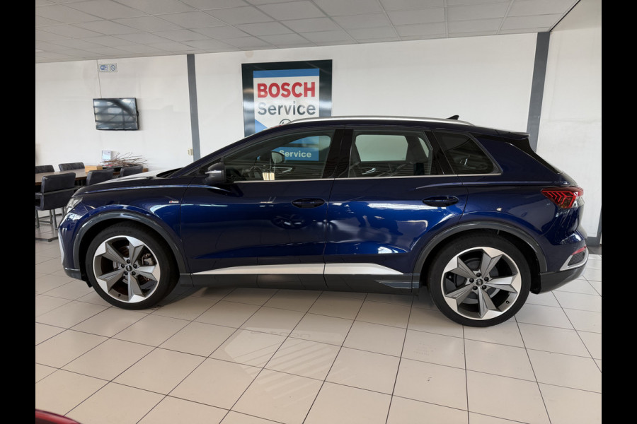 Audi Q4 e-tron 40 Launch edition S Competition 77 kWh Panoramadak / Carplay / Adaptive Cruise / HUD /