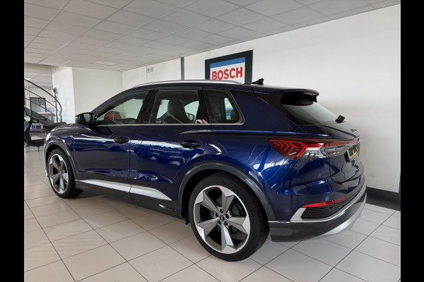 Audi Q4 e-tron 40 Launch edition S Competition 77 kWh Panoramadak / Carplay / Adaptive Cruise / HUD /