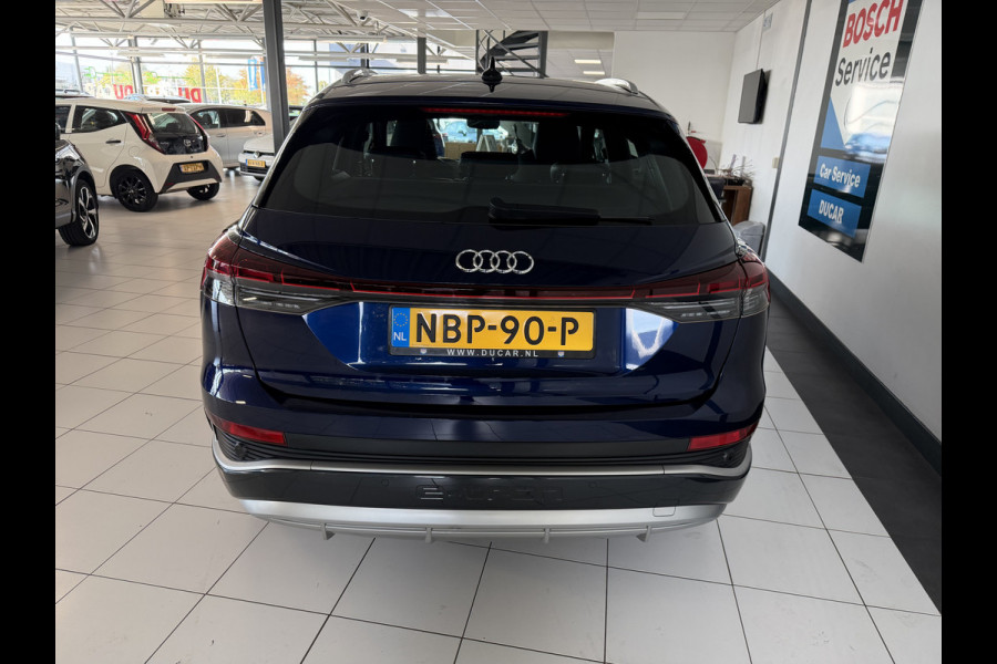 Audi Q4 e-tron 40 Launch edition S Competition 77 kWh Panoramadak / Carplay / Adaptive Cruise / HUD /