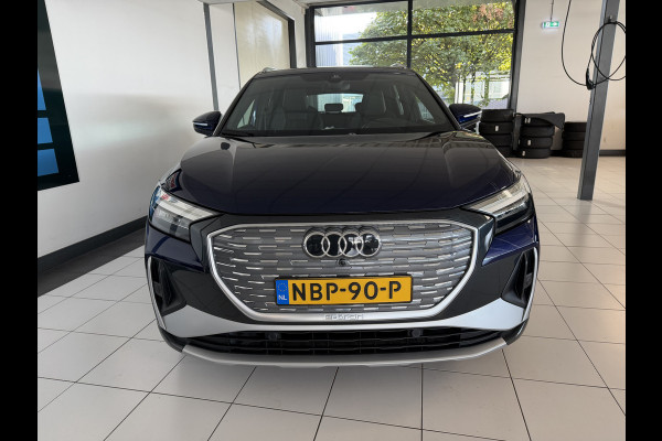 Audi Q4 e-tron 40 Launch edition S Competition 77 kWh Panoramadak / Carplay / Adaptive Cruise / HUD /