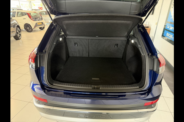Audi Q4 e-tron 40 Launch edition S Competition 77 kWh Panoramadak / Carplay / Adaptive Cruise / HUD /
