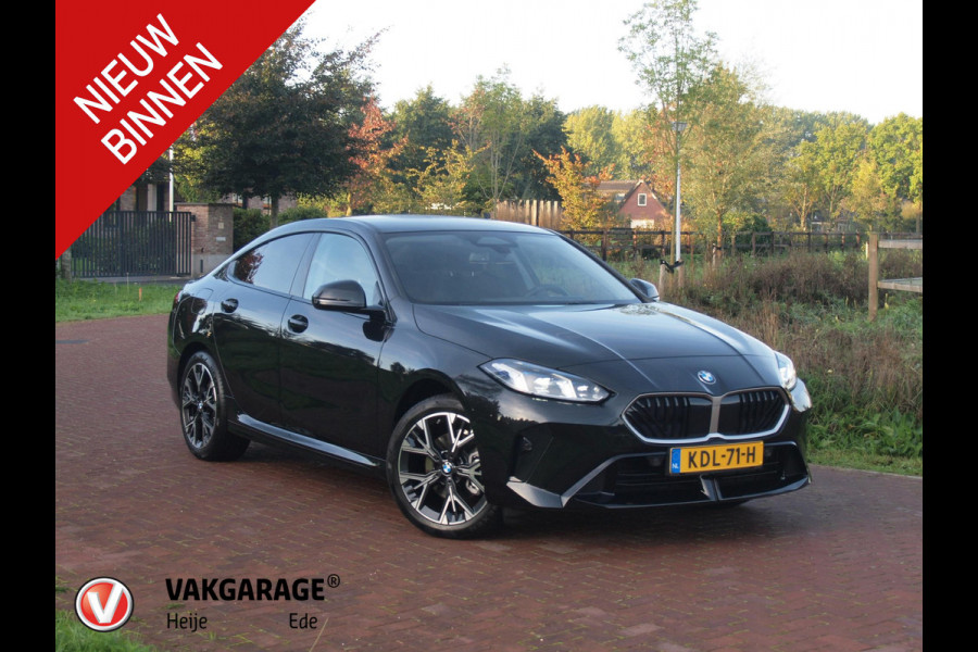 BMW 2 Serie Gran Coupé 220 M Sport Design Edition | Dealergarantie t/m 04-2029 | Camera | Sfeerverlichting | Apple Carplay | NL-Auto |