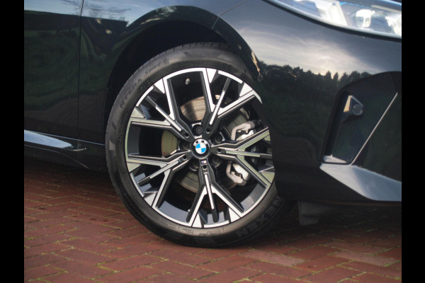 BMW 2 Serie Gran Coupé 220 M Sport Design Edition | Dealergarantie t/m 04-2029 | Camera | Sfeerverlichting | Apple Carplay | NL-Auto |