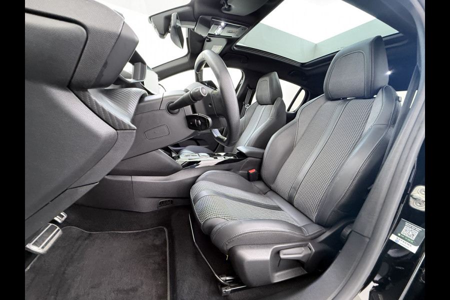 Peugeot e-208 EV GT 350 Panoramadak 360°Camera Navi Ecc Apple Carplay Android Auto Cruise Control Led Pdc Privacy Glas Isofix DAB Bluetooth Lmv 17" Regen-Lichtsensor 1e Eigenaar Origineel Nederlandse Auto