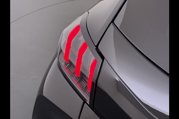 Peugeot e-208 EV GT 350 Panoramadak 360°Camera Navi Ecc Apple Carplay Android Auto Cruise Control Led Pdc Privacy Glas Isofix DAB Bluetooth Lmv 17" Regen-Lichtsensor 1e Eigenaar Origineel Nederlandse Auto