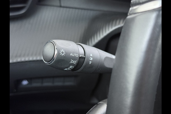 Peugeot e-208 EV GT 350 Panoramadak 360°Camera Navi Ecc Apple Carplay Android Auto Cruise Control Led Pdc Privacy Glas Isofix DAB Bluetooth Lmv 17" Regen-Lichtsensor 1e Eigenaar Origineel Nederlandse Auto