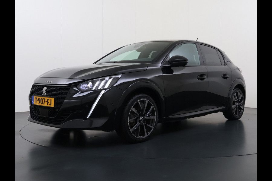 Peugeot e-208 EV GT 350 Panoramadak 360°Camera Navi Ecc Apple Carplay Android Auto Cruise Control Led Pdc Privacy Glas Isofix DAB Bluetooth Lmv 17" Regen-Lichtsensor 1e Eigenaar Origineel Nederlandse Auto