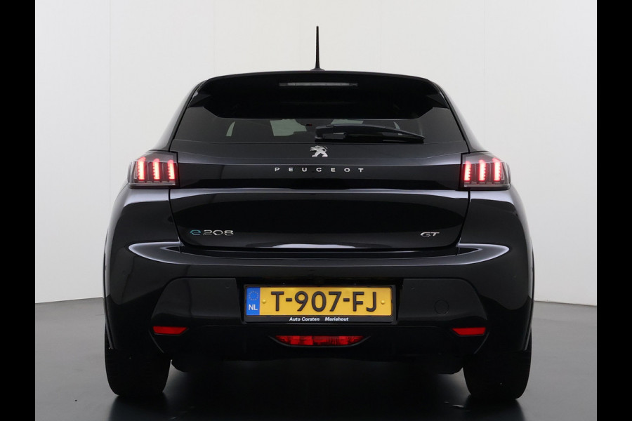 Peugeot e-208 EV GT 350 Panoramadak 360°Camera Navi Ecc Apple Carplay Android Auto Cruise Control Led Pdc Privacy Glas Isofix DAB Bluetooth Lmv 17" Regen-Lichtsensor 1e Eigenaar Origineel Nederlandse Auto