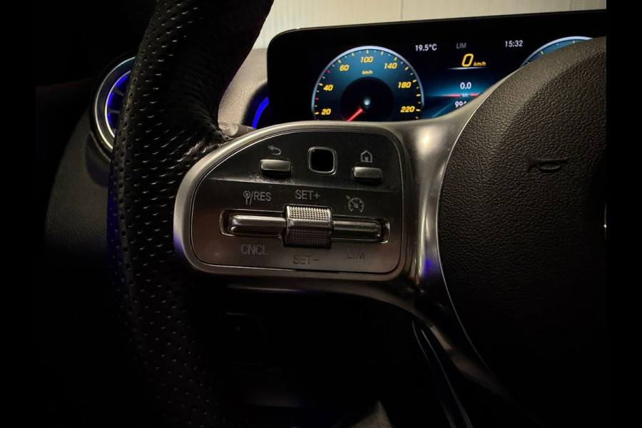 Mercedes-Benz Glb 200 Business Solution AMG