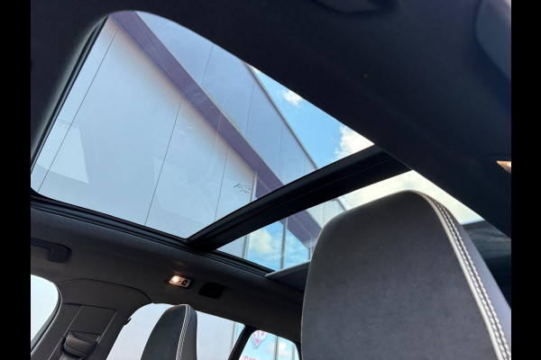 Volvo XC40 1.5 T4 Recharge R-Design Trekhaak/Memory-stoel/Panoramadak/Carplay-Android-auto/360camera