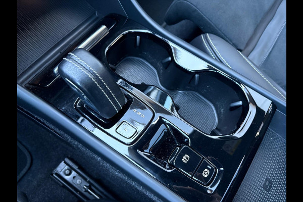 Volvo XC40 1.5 T4 Recharge R-Design Trekhaak/Memory-stoel/Panoramadak/Carplay-Android-auto/360camera