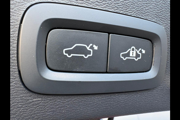 Volvo XC40 1.5 T4 Recharge R-Design Trekhaak/Memory-stoel/Panoramadak/Carplay-Android-auto/360camera