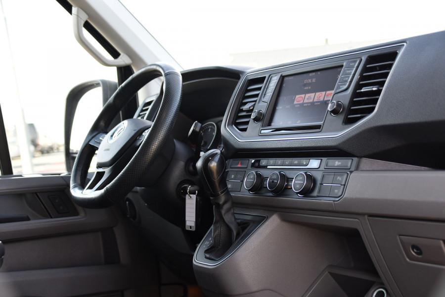 Volkswagen Crafter 35 2.0 TDI L4H3 4Motion Black Edition Full Options! Camera, Adaptieve Cruise, Carplay, 2 x Schuifdeur, LED, Automaat, Dodehoek, Uniek!