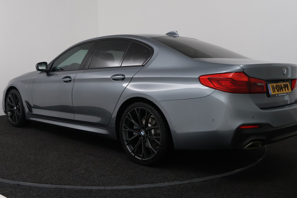 BMW 5 Serie 520i High Executive Edition (STOELVERWARMING, H/K AUDIO, ELEKTR STOELEN, SFEERVERLICHTING)