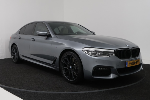 BMW 5 Serie 520i High Executive Edition (STOELVERWARMING, H/K AUDIO, ELEKTR STOELEN, SFEERVERLICHTING)