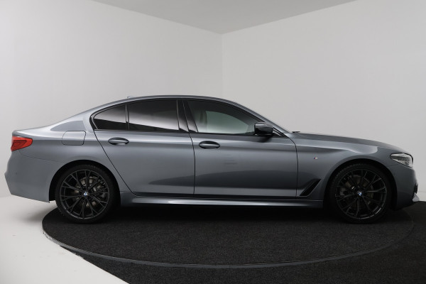 BMW 5 Serie 520i High Executive Edition (STOELVERWARMING, H/K AUDIO, ELEKTR STOELEN, SFEERVERLICHTING)