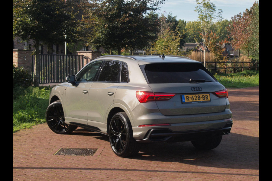 Audi Q3 45 TFSI e S edition | S-Line | Sonos Geluidinstallatie | Black Optic | ACC | NL-Auto |