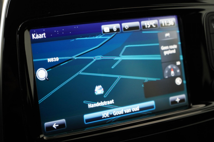 Renault Captur 0.9 TCe Edition One | Trekhaak | Leder | Blind-Spot | Stoelverwarming | Lm velgen