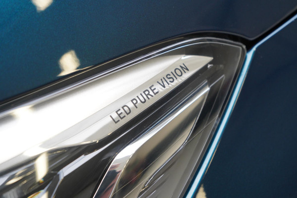 Renault Captur 0.9 TCe Edition One | Trekhaak | Leder | Blind-Spot | Stoelverwarming | Lm velgen