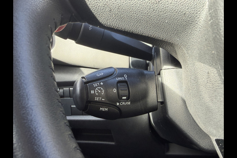 Citroën C5 Aircross BWJ 2022 | 1.2T 131PK Business | TREKHAAK | LEER/ALCANTARA | CAMERA A | STOELVERW | CARPLAY | PDC 2X |