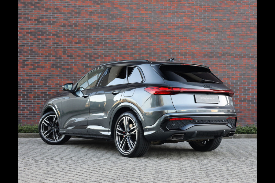 Audi Q5 e-hybrid quattro | Pano - Trekhaak - Tech Pro