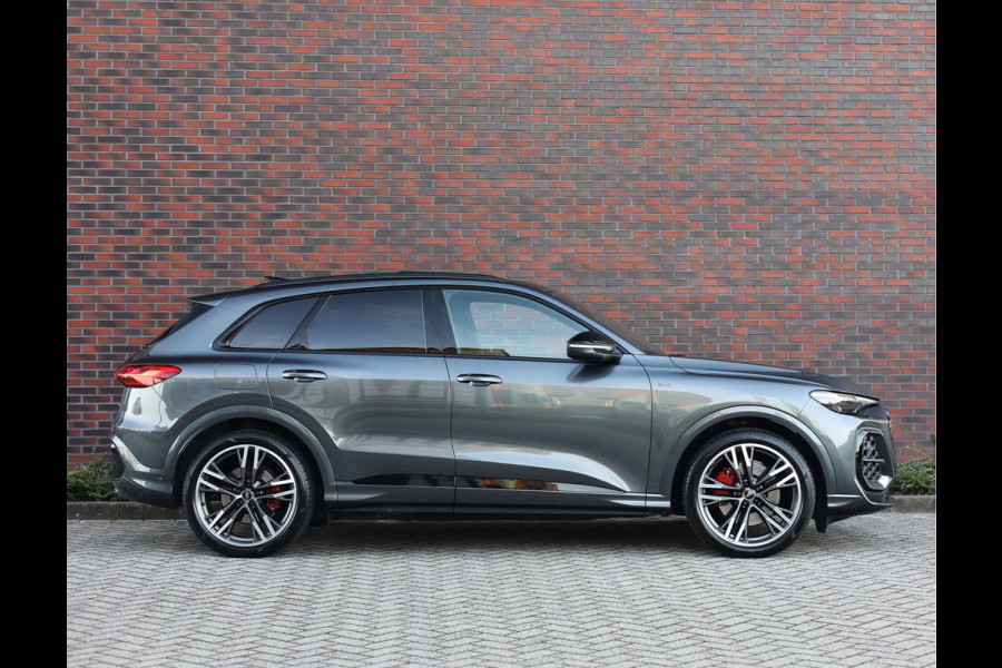 Audi Q5 e-hybrid quattro | Pano - Trekhaak - Tech Pro