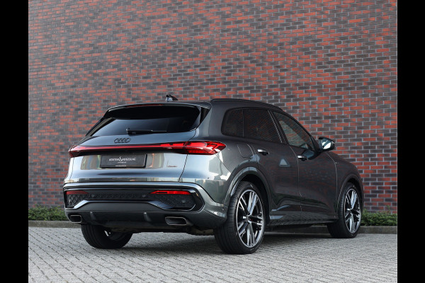 Audi Q5 e-hybrid quattro | Pano - Trekhaak - Tech Pro