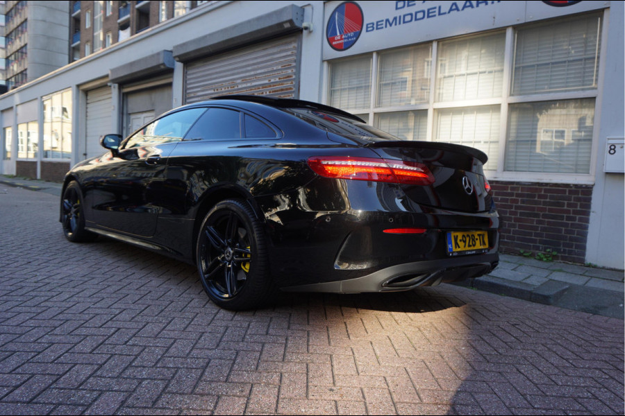 Mercedes-Benz E-Klasse Coupé 350 AMG Line | Black Optic | Pano | Sfeer | Leer | Adaptive + Lane | 360 | Aut9
